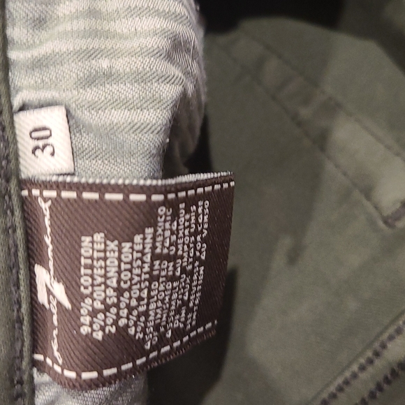 7 for all mankind Skinny Green Denim.jesns with zippers down the leg - Picture 3 of 9